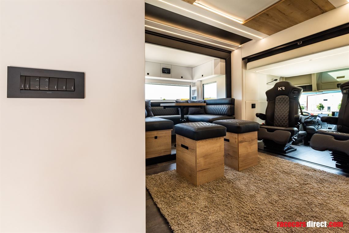 krismar-motorhome-on-volvo-fh500-chassis