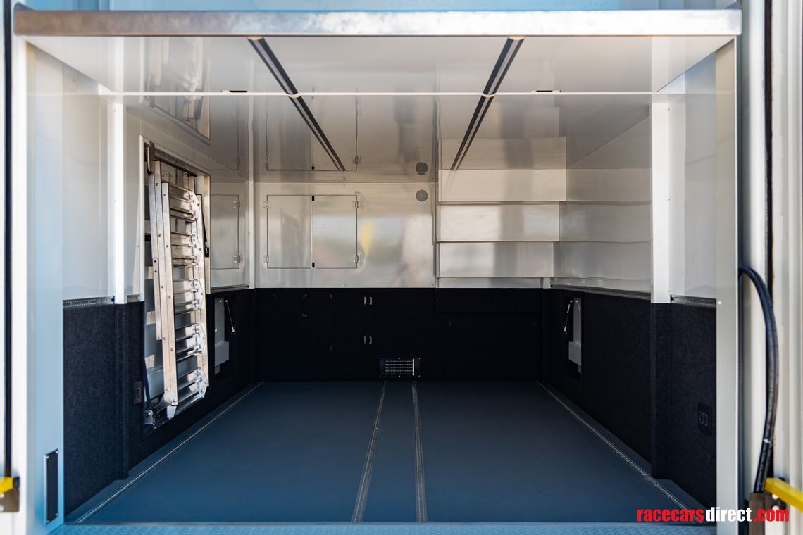 krismar-motorhome-on-volvo-fh500-chassis