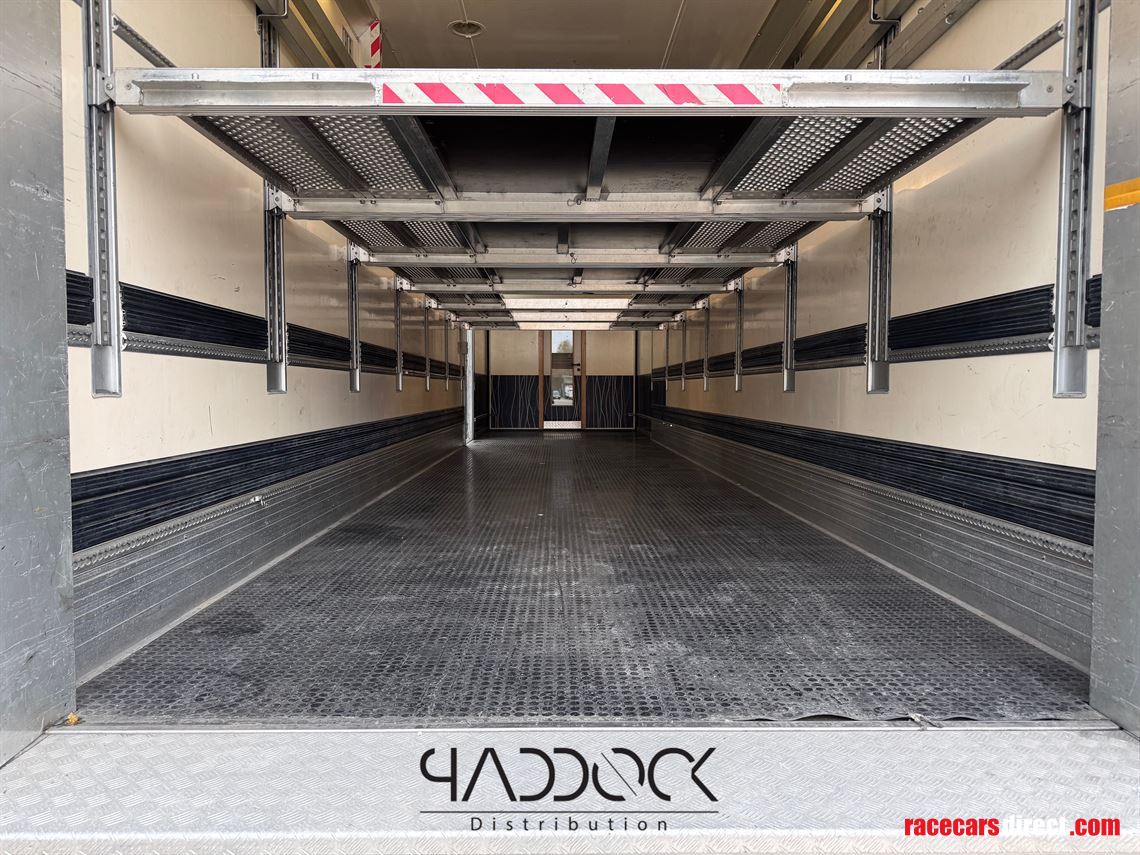 racing-trailer-chereau-ex-aston-martin-team-i