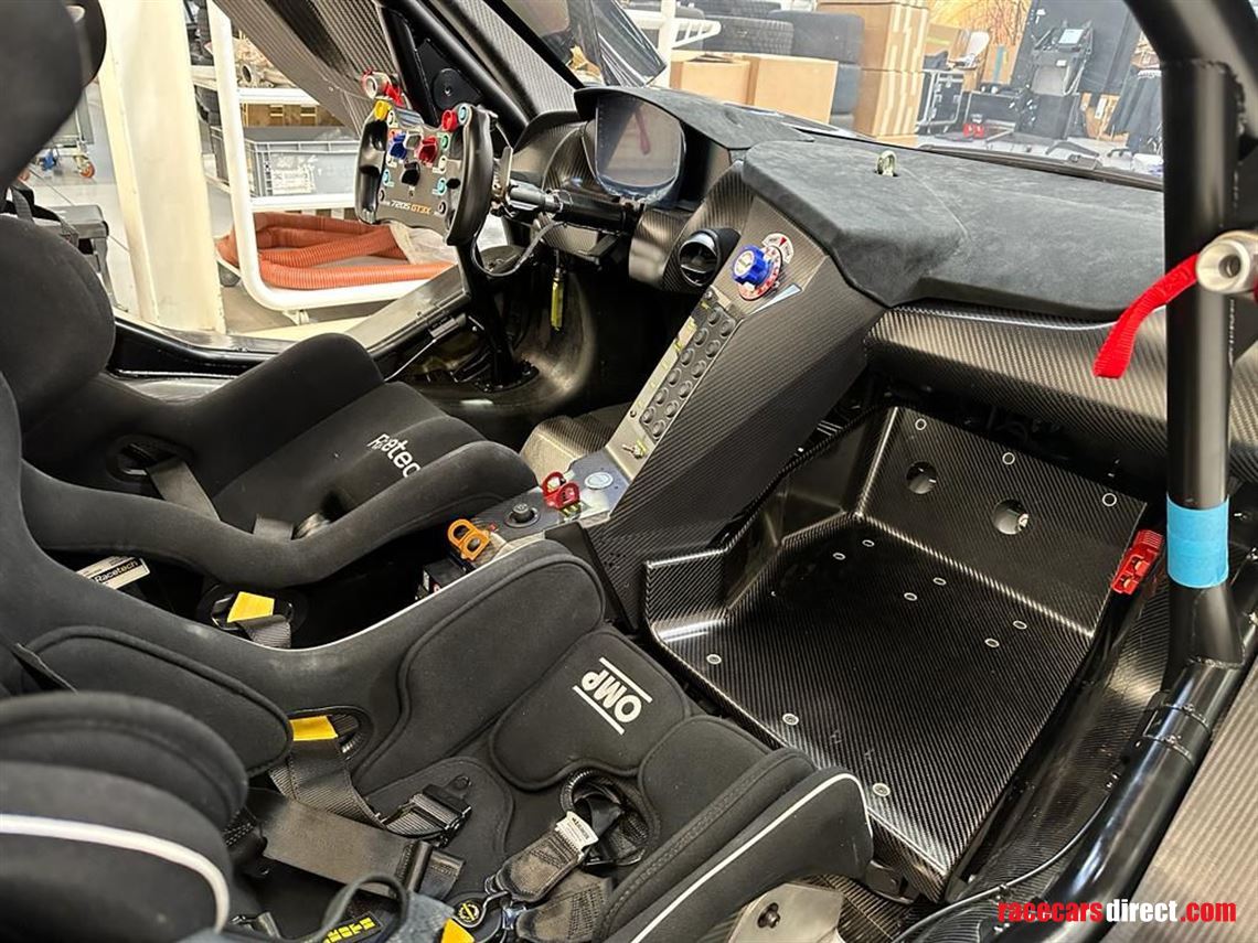 mclaren-720-gt3x---chassis-1-of-15