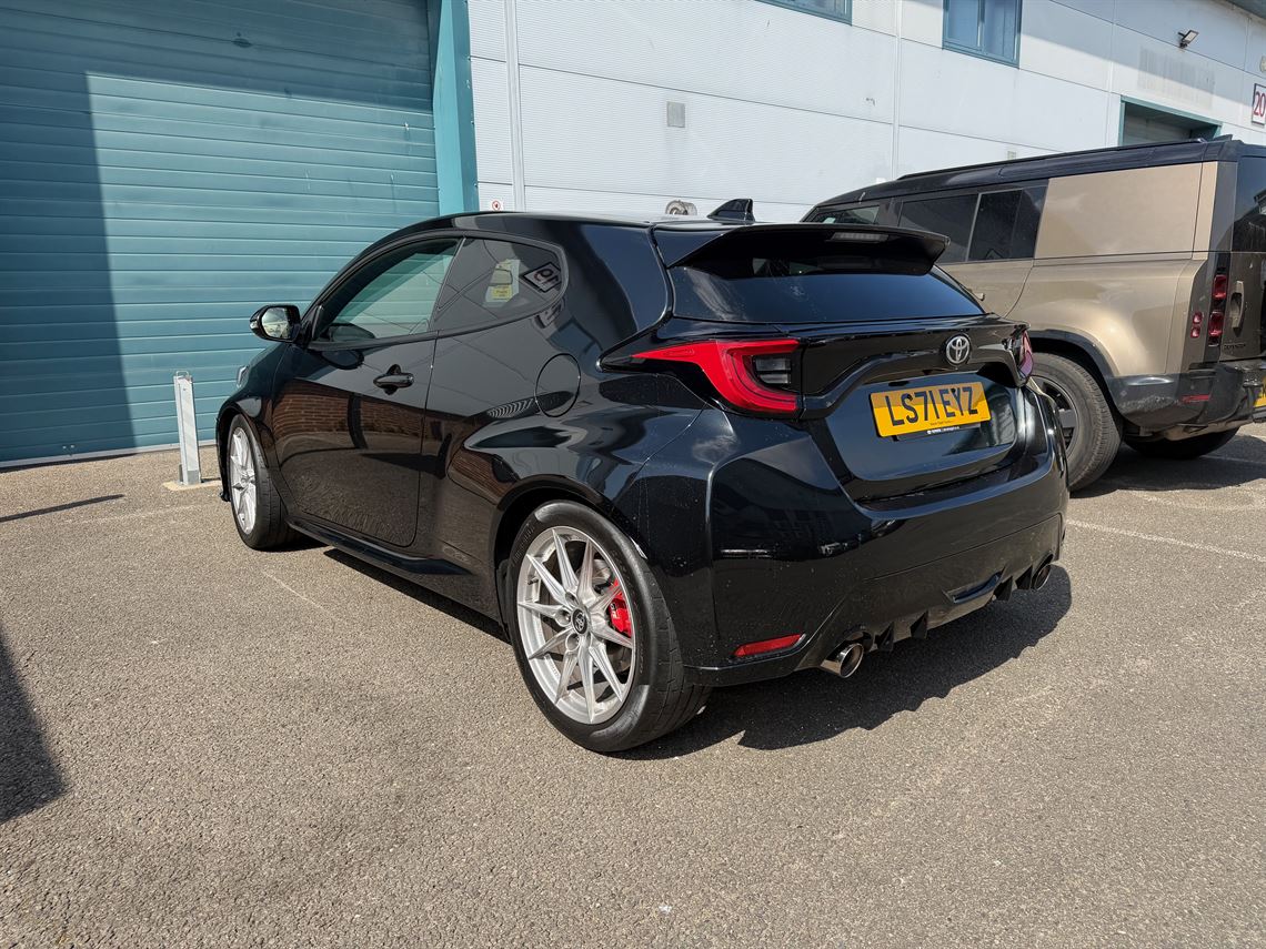 toyota-yaris-gr-circuit-pack