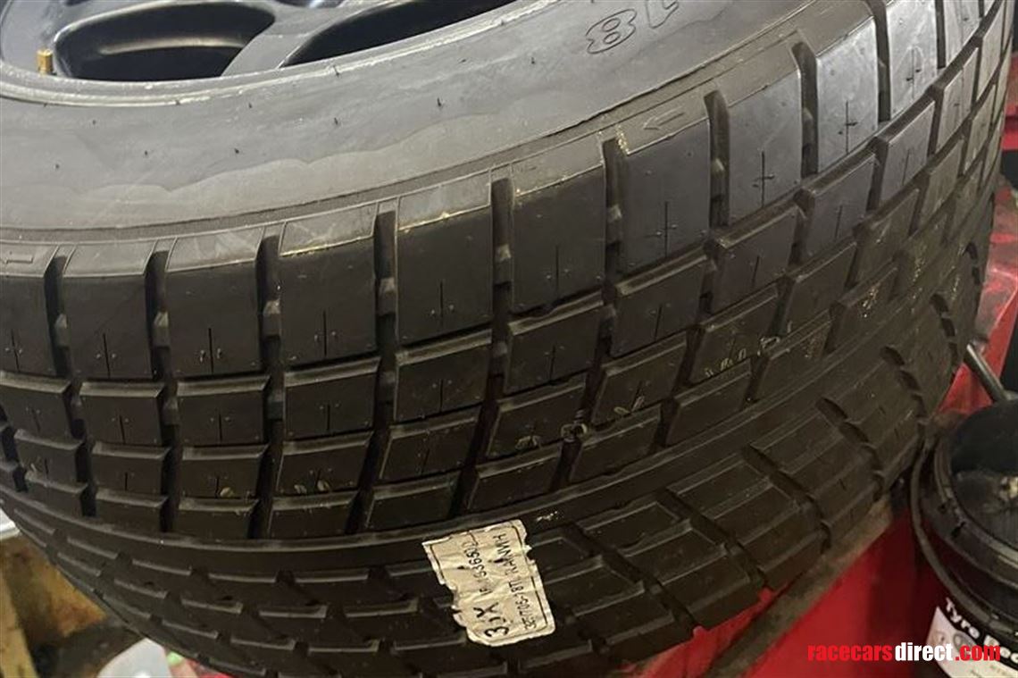 x4-new-pirelli-wets-32570518