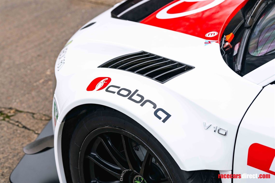 2010-audi-r8-lms-ultra-gt3