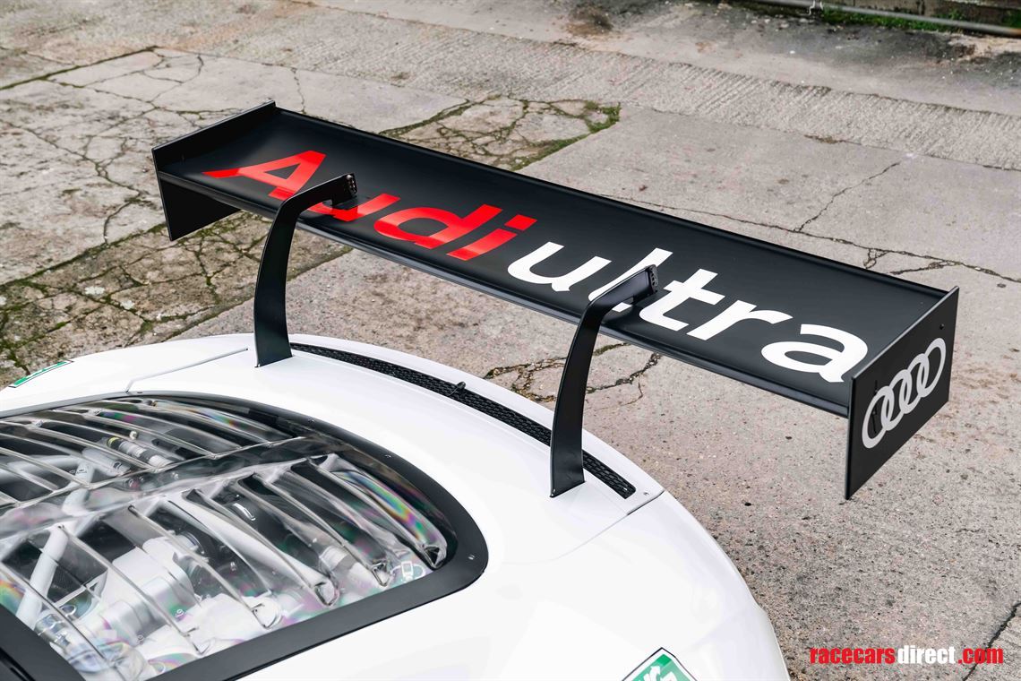 2010-audi-r8-lms-ultra-gt3