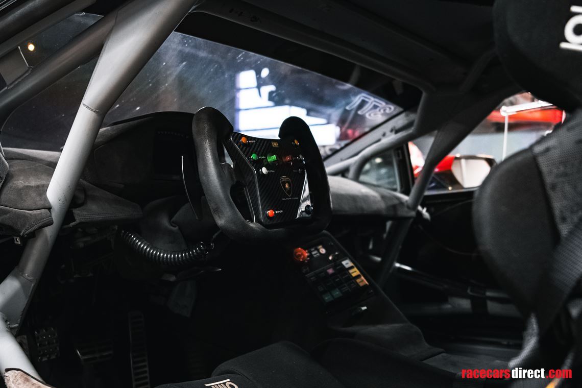 lamborghini-huracan-super-trofeo-evo-2