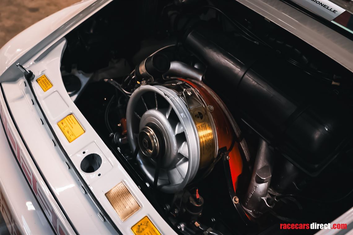 porsche-911-30-sc-racecar