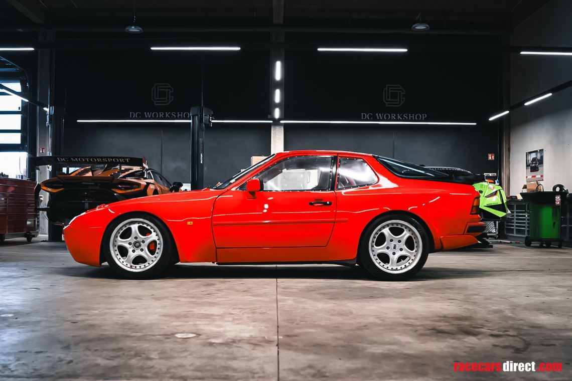 porsche-944-s2-track-car