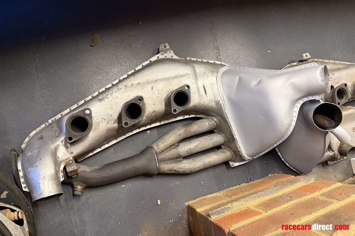 Porsche 1972/73 911 2.4L mechanical fuel injection