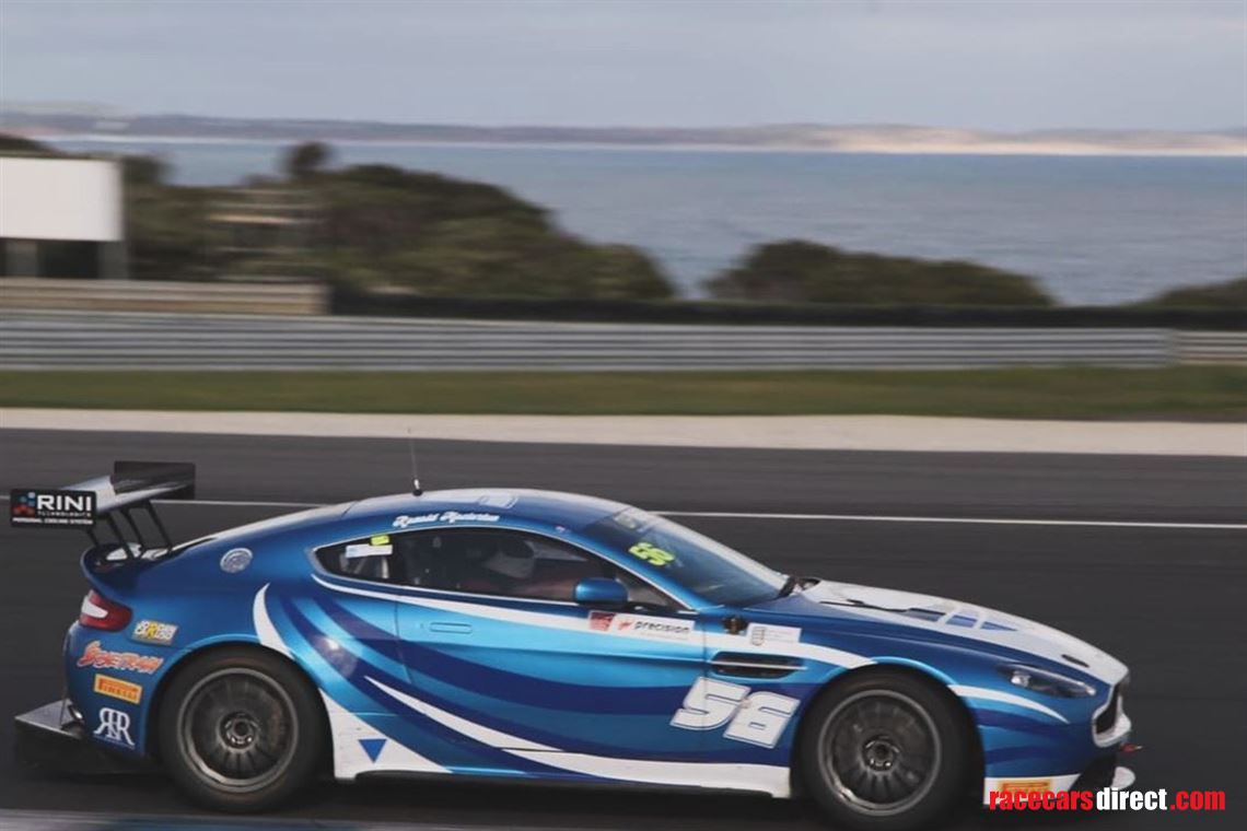 aston-martin-vantage-gt4