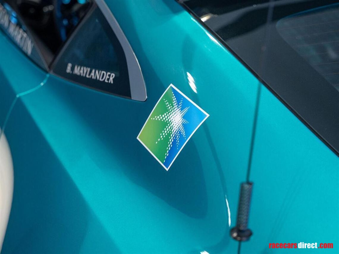 aston-martin-vantage-official-aston-martin-sa