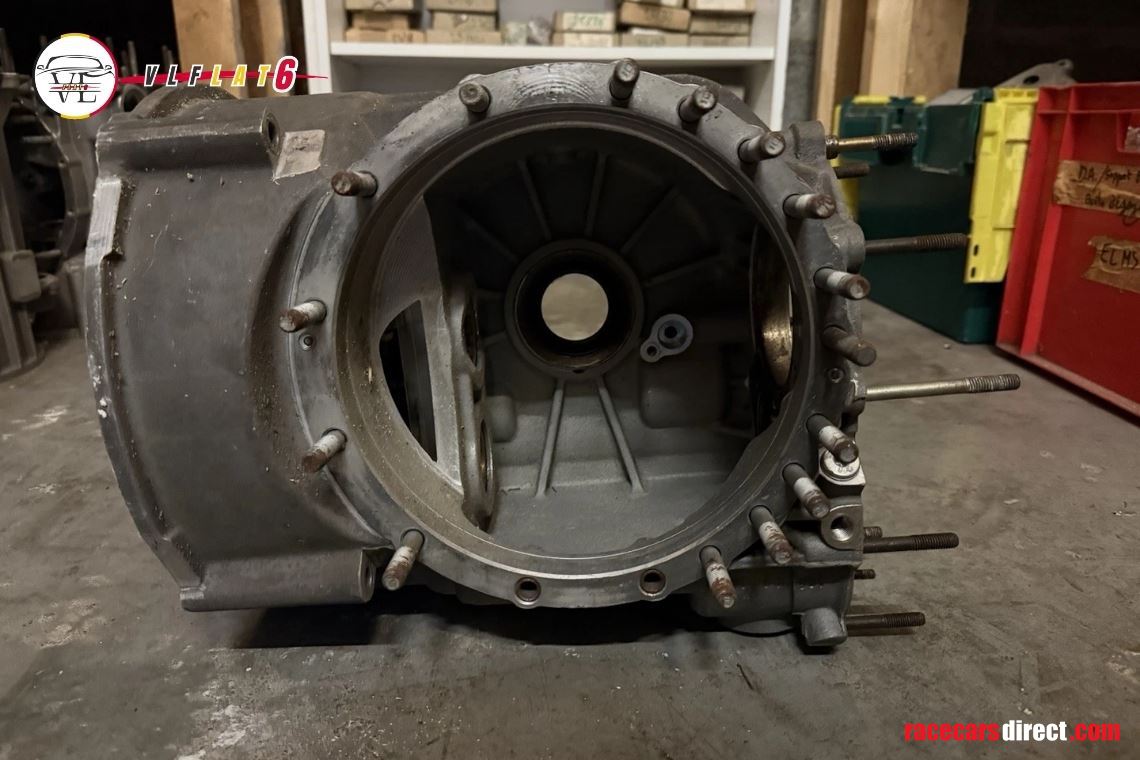 porsche-997-rsr-gearbox-and-differential-hous