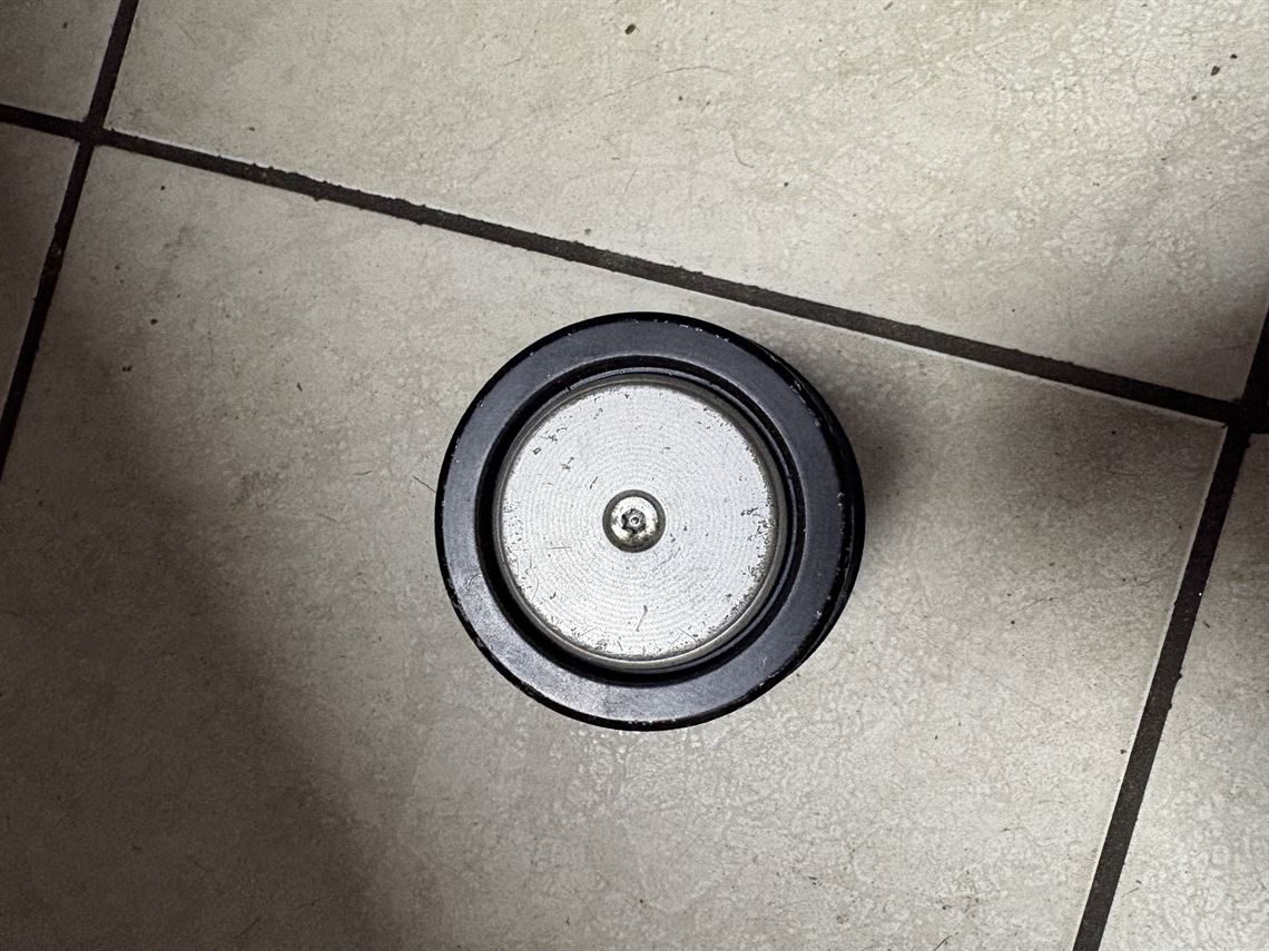 atl-15-male-refuelling-valve-dry-break