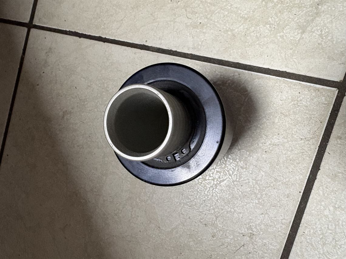 atl-15-male-refuelling-valve-dry-break