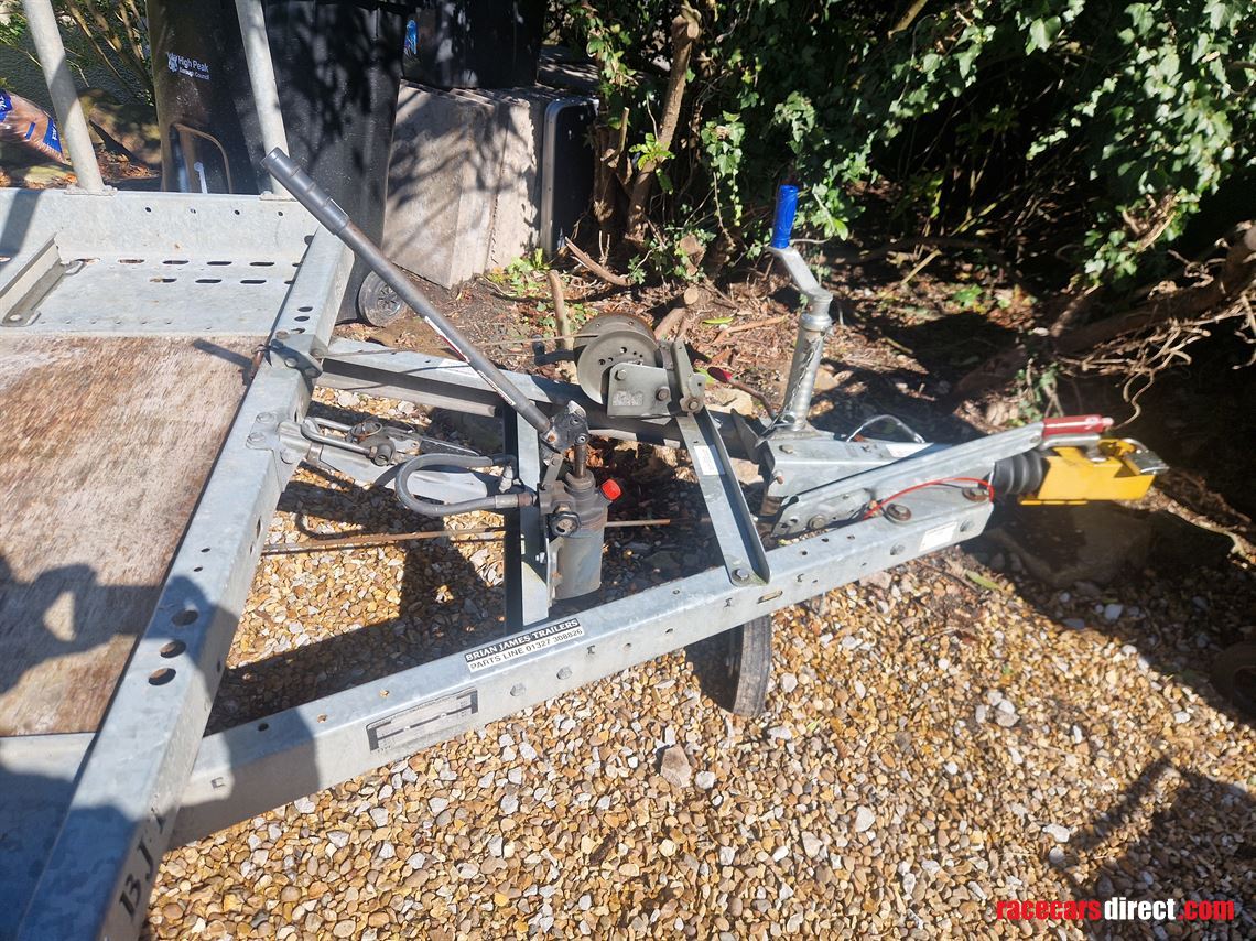 brian-james-185-tilt-bed-car-transporter-trai