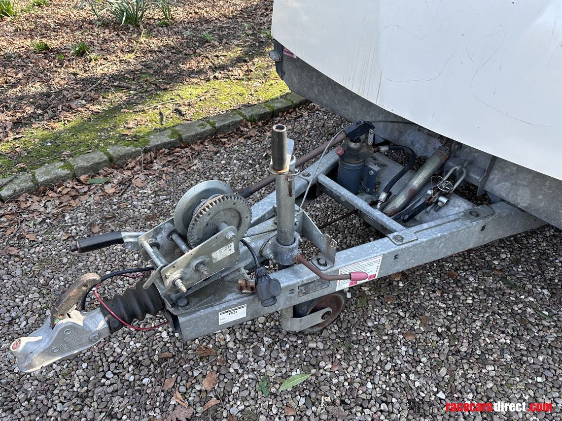 brian-james-race-shuttle-2-sr1-radical-specia