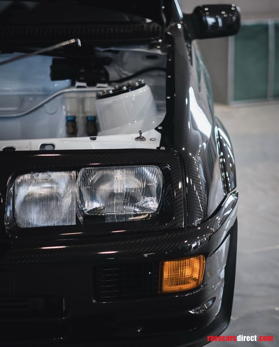 ford-sierra-cosworth-full-carbon-race-car-she