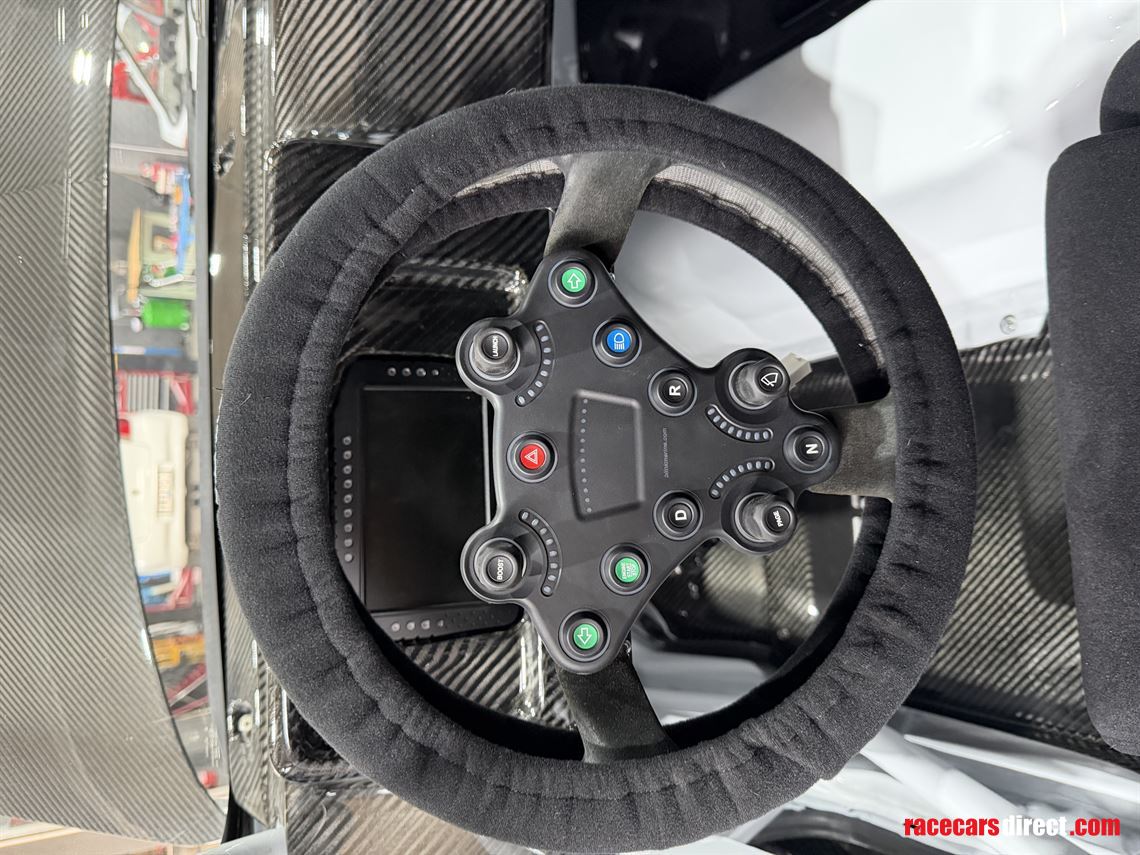 ford-sierra-cosworth-full-carbon-race-car-she