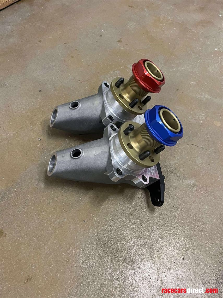 ford-sierra-cosworth-full-carbon-race-car-she