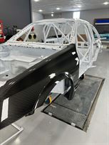 ford-sierra-cosworth-full-carbon-race-car-she