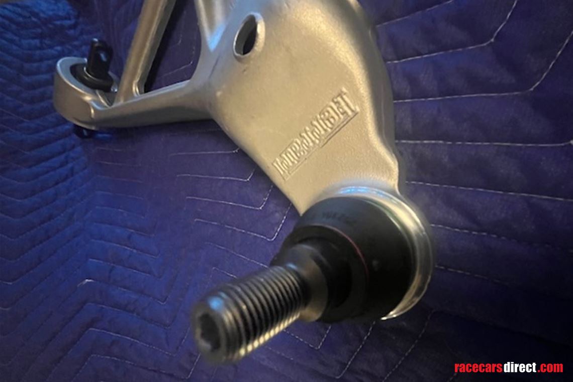 ferrari-488-challenge-control-arms