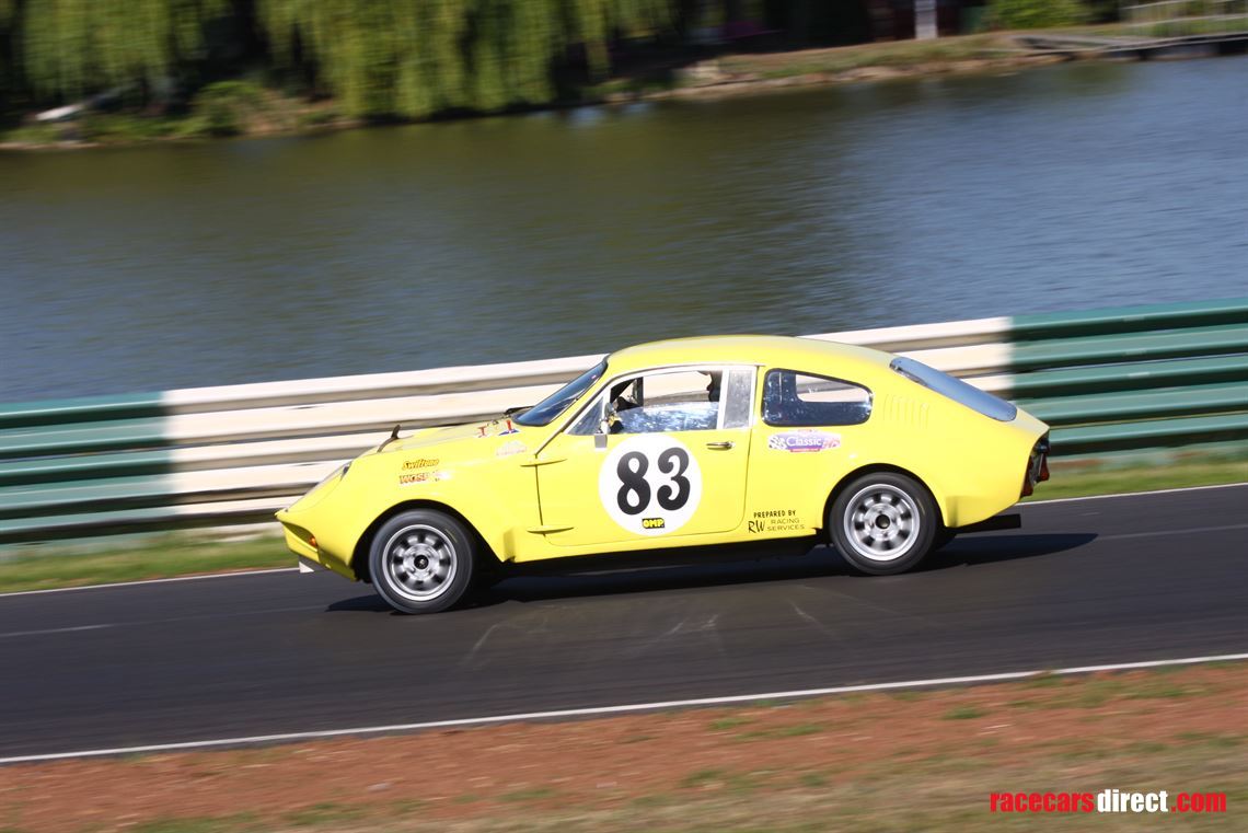 1967-mini-marcos-gt-rhd