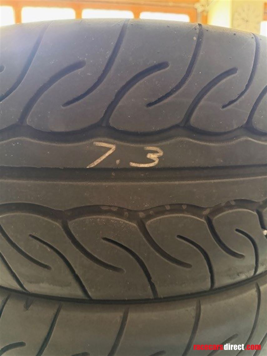 4-yokohama-advan-ad08rs-tyres-23535-r19