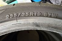 4-yokohama-advan-ad08rs-tyres-23535-r19