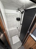 2010-volvo-b12m-motorhometransporter