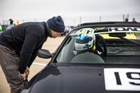 go-racing-no-hassle-arrive-drive-seats-availa