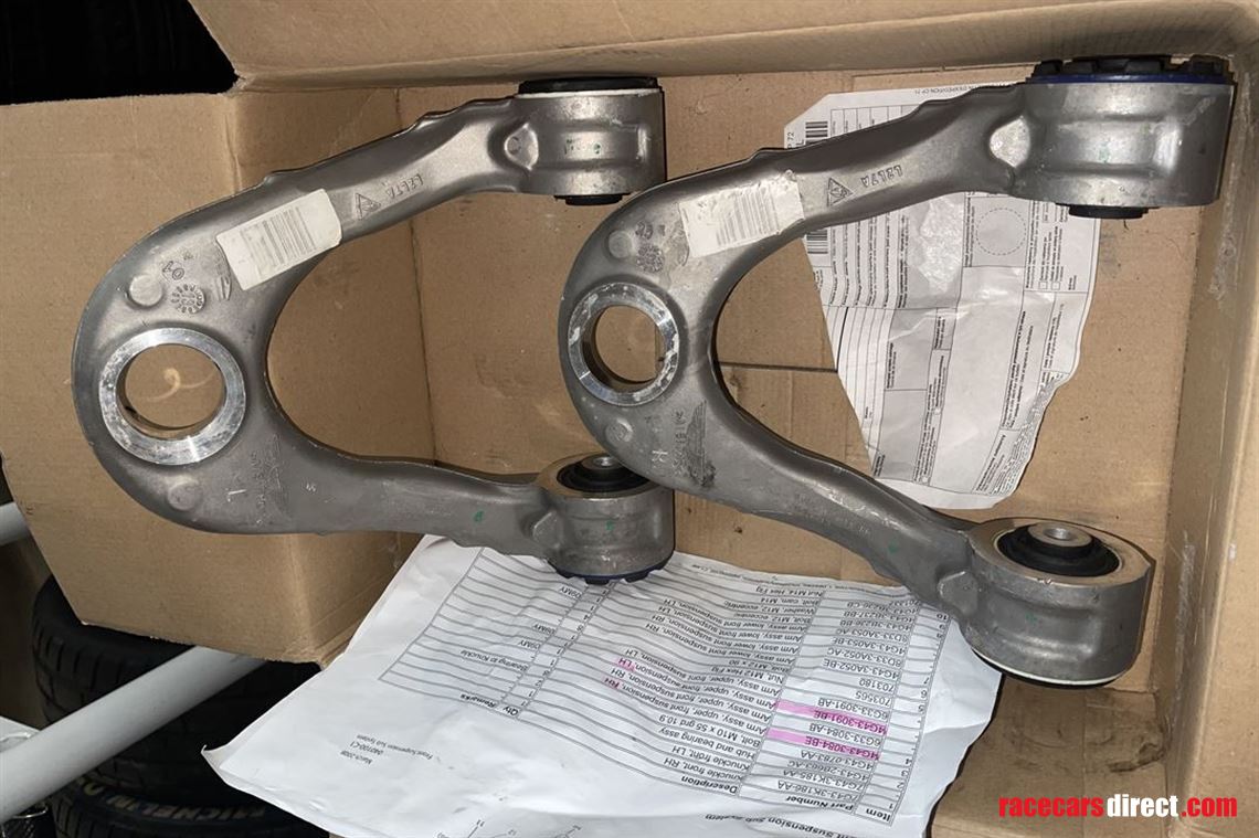 db9-top-front-wishbone-x2