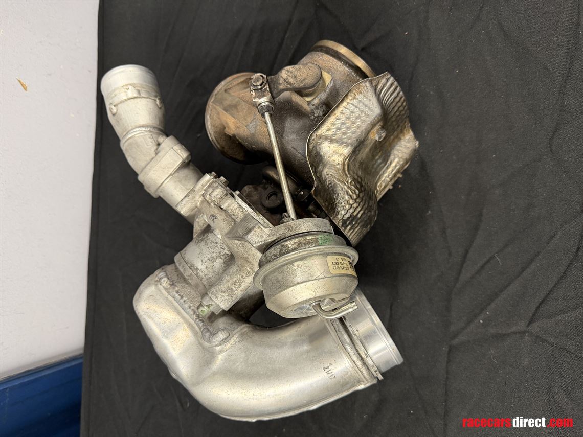 ferrari-488-challenge-pista-turbocharger