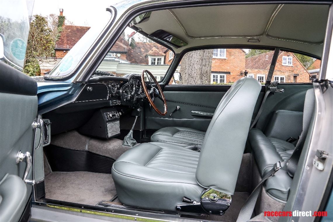 aston-martin-db4-series-1