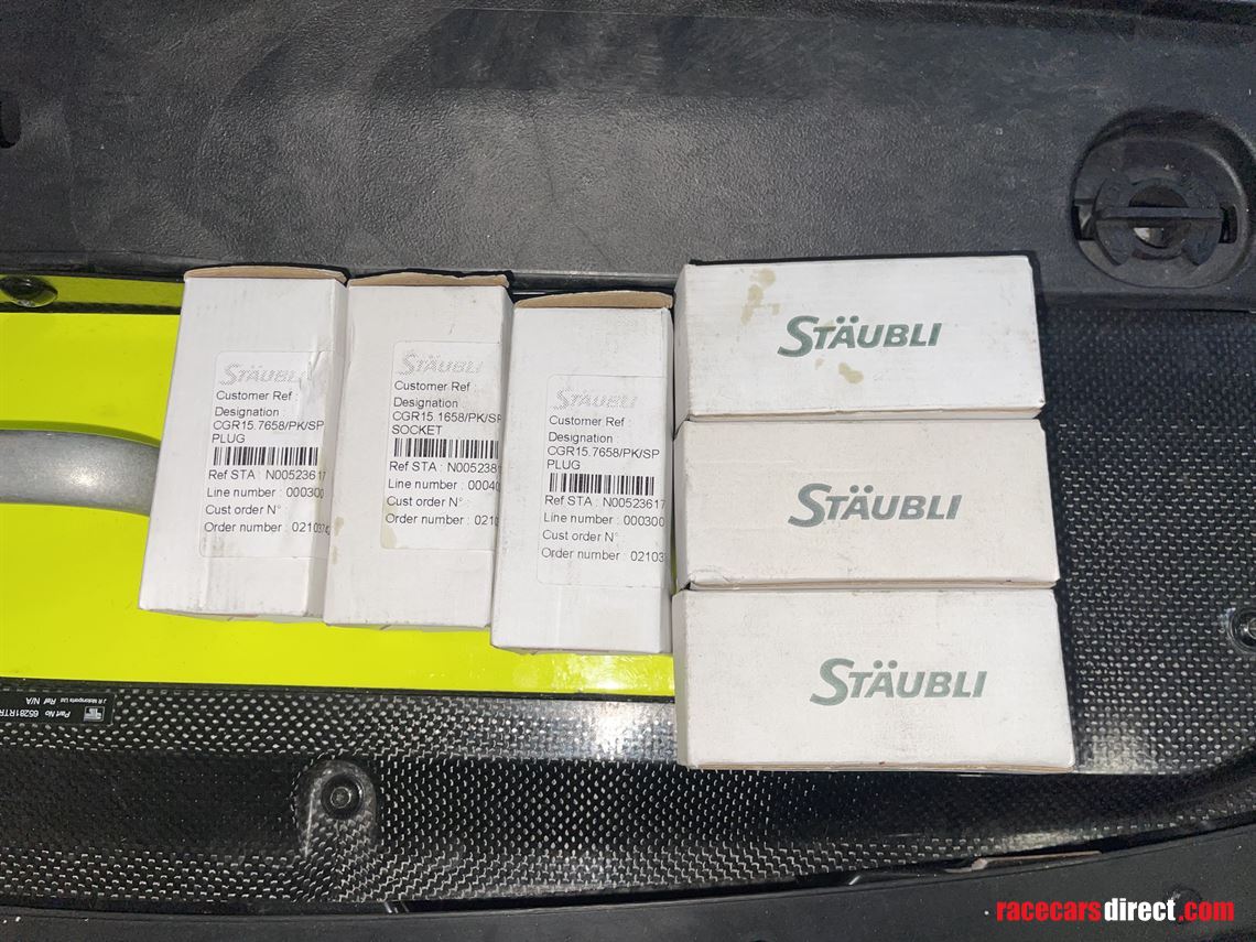 -12-staubli-pair
