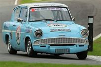 ford-anglia-105e
