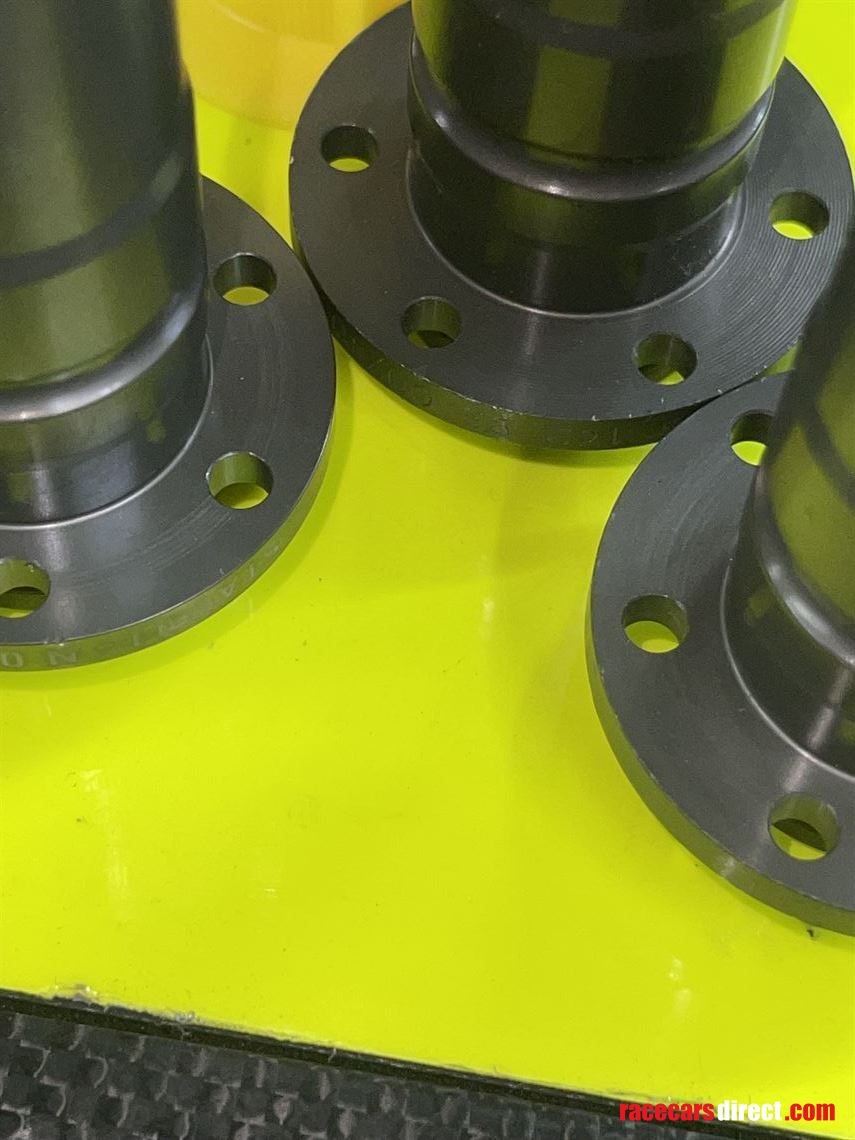 -12-staubli-fuel-filler-6-bolt-flange