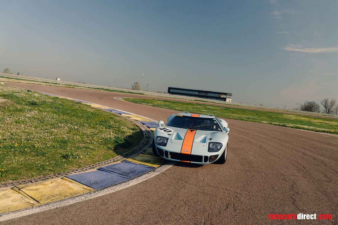 1969-ford-gt40-p1033