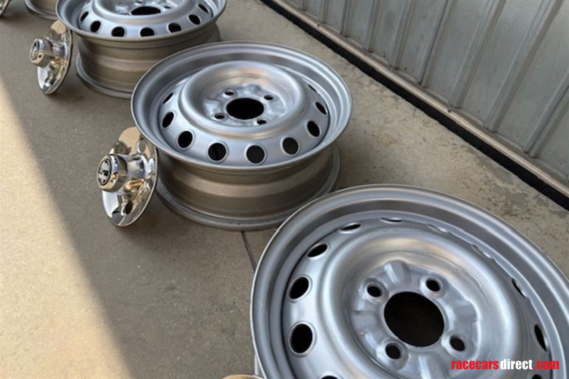 5-wheels-alfa-romeo-gt-2000-spider-2000-spide