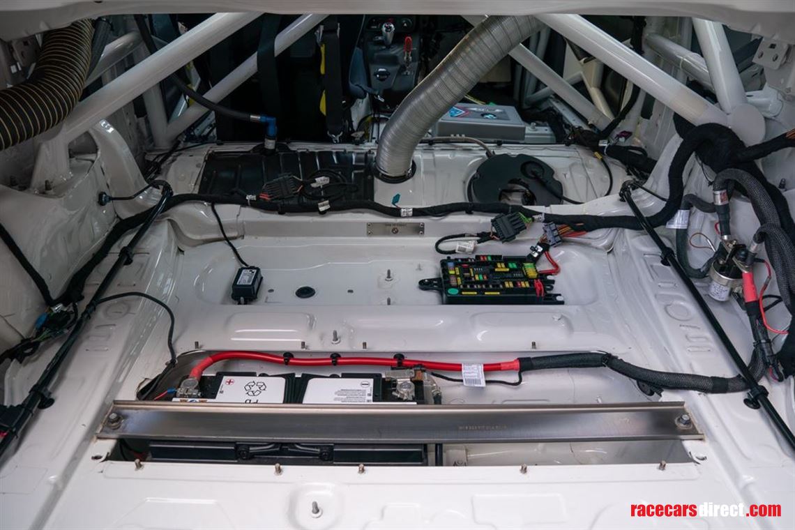 bmw-m2-cs-racing-450hp