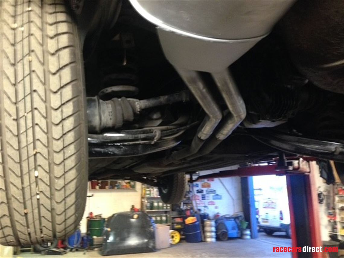 mercedes-slc-1974-fully-prepared-for-historic