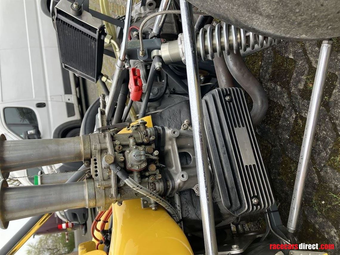 lola-t250-formula-super-vau