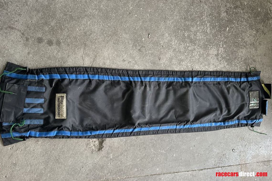 tyre-warmers-for-race-cars