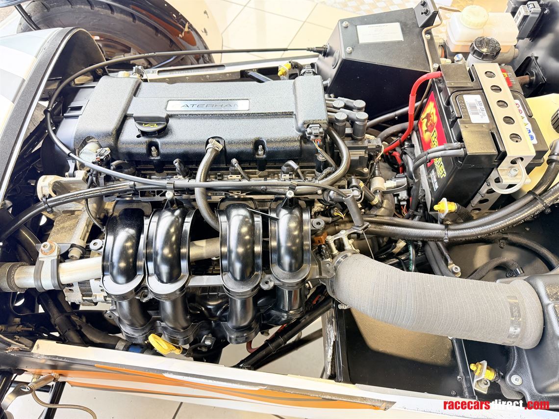 caterham-roadsport-race-car