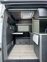mercedes-sprinter-racehome-2021