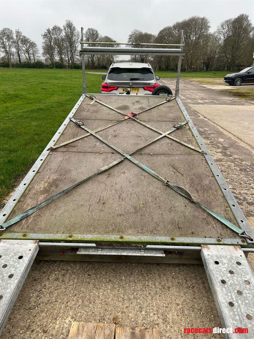 woodford-hydraulic-tilt-bed-trailer