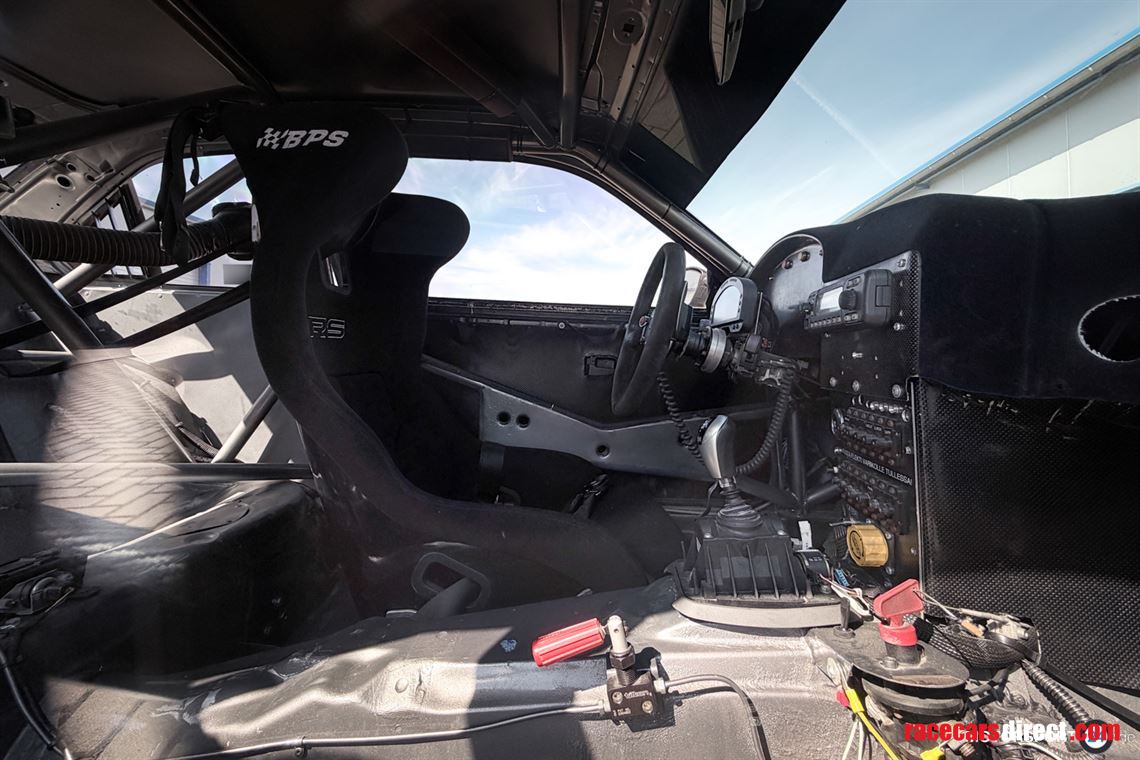 bmw-e36-race-car-s85-v10-gtr-axles-center-loc