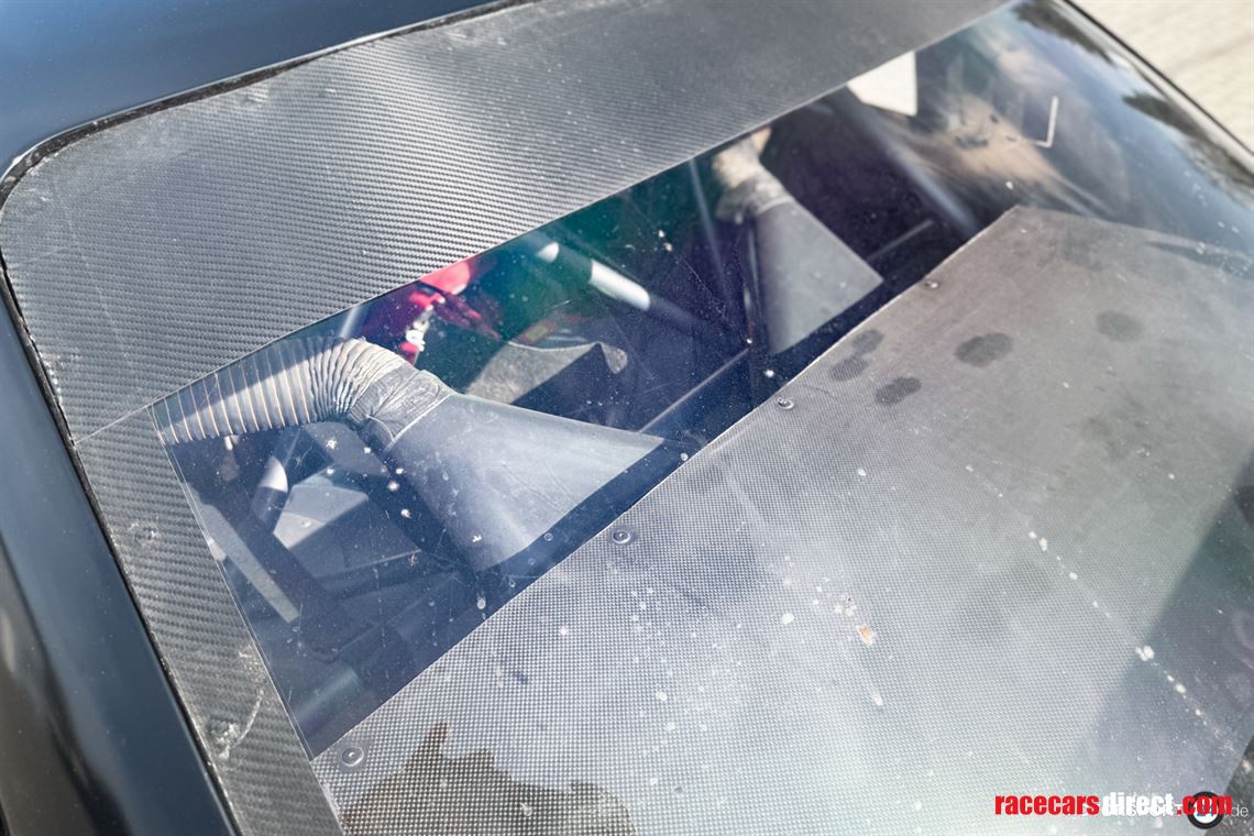 bmw-e36-race-car-s85-v10-gtr-axles-center-loc