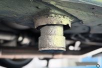 bmw-e36-race-car-s85-v10-gtr-axles-center-loc