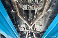 bmw-e36-race-car-s85-v10-gtr-axles-center-loc