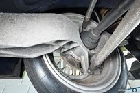 bmw-e36-race-car-s85-v10-gtr-axles-center-loc