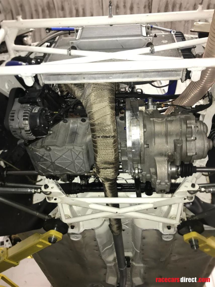 fiesta-rs-race-rally-car